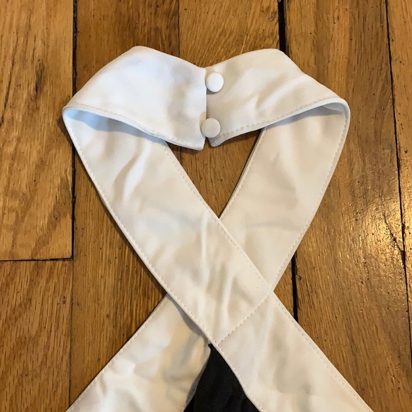 Superdown Cross Front Dress - Picture 11 of 13